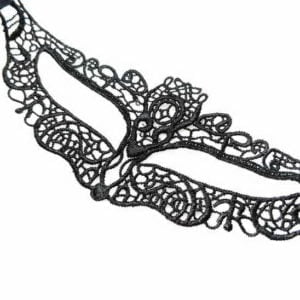 masque dentelle noire sexy