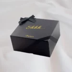 lovebox-shhh-coffret-cadeau-couple-luxe-ruban